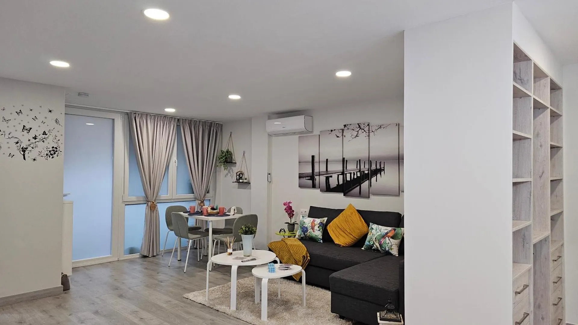 Casa De Las Mariposas Caleta De Velez Apartment